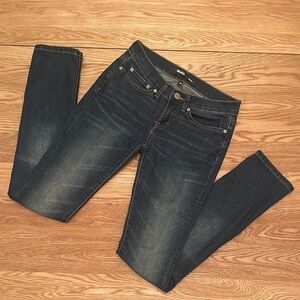 Vintage BDG low rise skinny jeans sz25